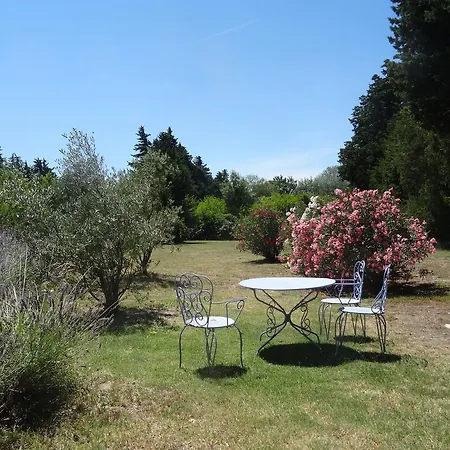 Le Nid De La Huppe Villa Noves Exterior photo